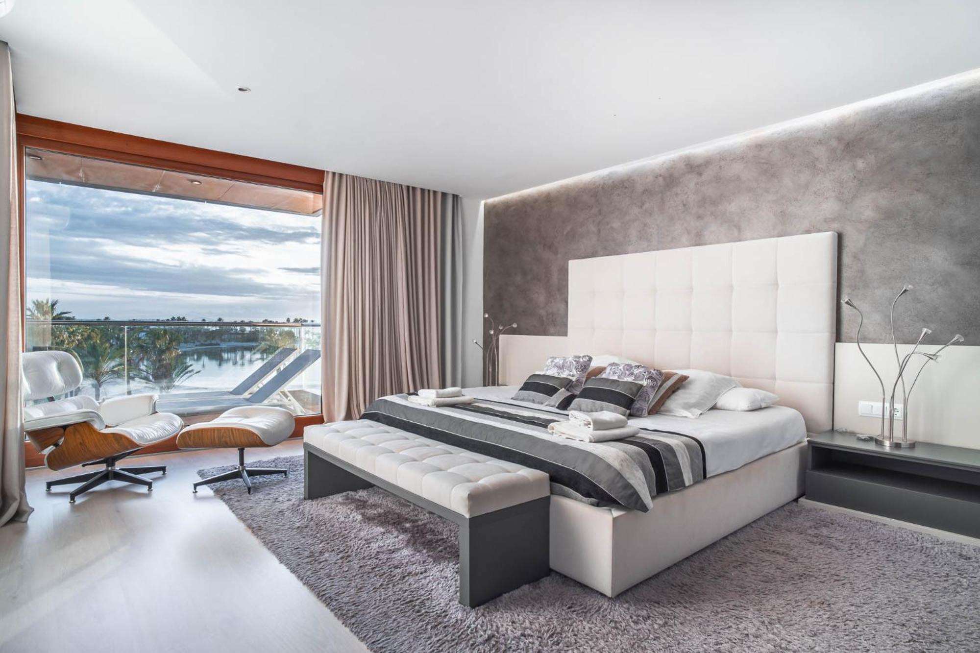 Luxury Sea View Apartment In Puerto De Alcudia Экстерьер фото